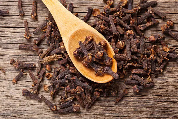 11 Powerful Health Benefits Of Cloves For Men