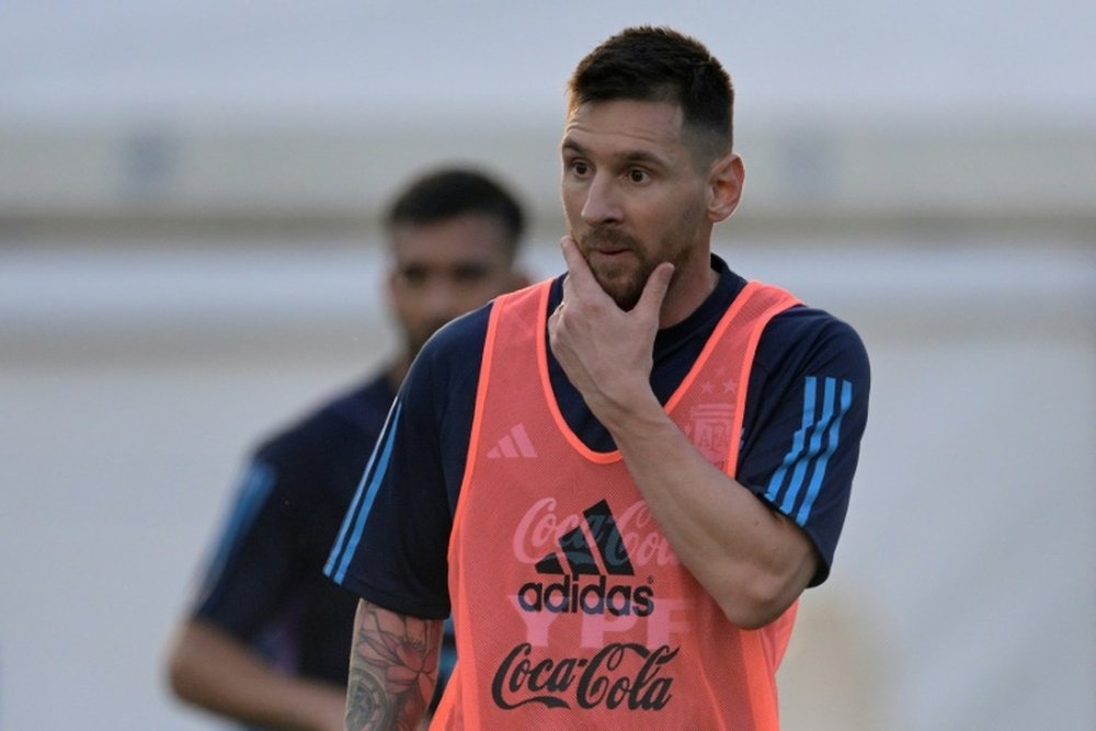 Leo Messi doubtful for Argentina qualifier with Paraguay