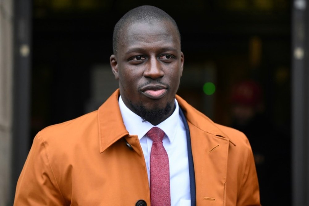 Mendy to sue Man City for unpaid wages