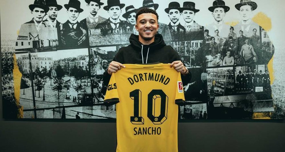 Sancho joins Borussia Dortmund on loan and terms to know